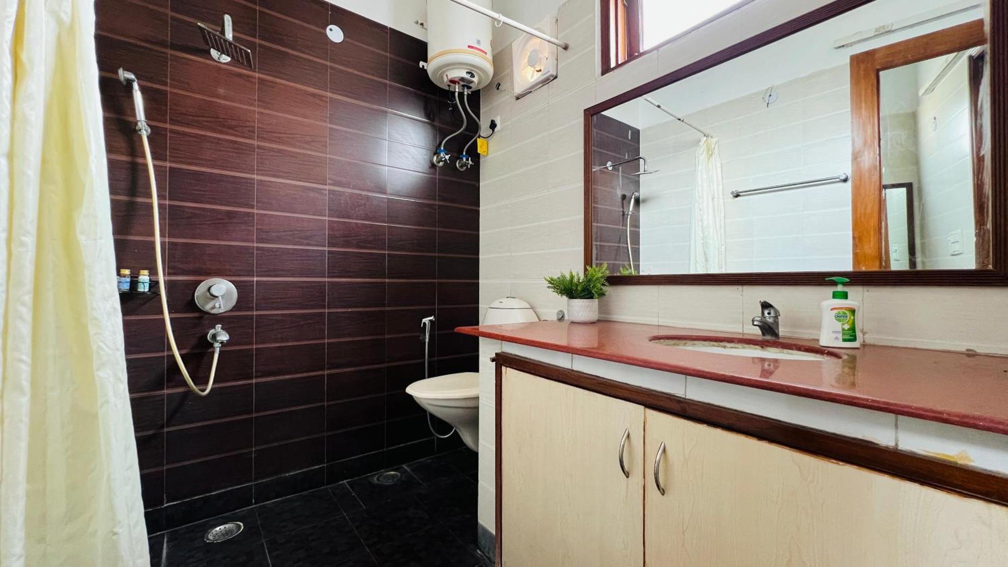 Olive Serviced Apartments - Defence Colony Neu-Delhi Zimmer foto